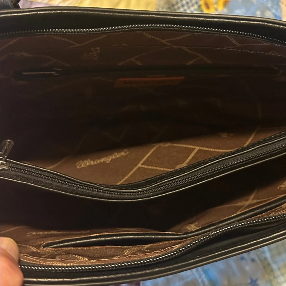 Wrangler Black Leather Tote with Stud Accents - Picture 5 of 6